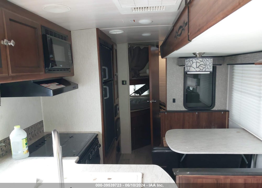 2018 HEARTLAND RV NORTH TRAIL M-26 MAL VIN: 5SFNB3224JN368845
