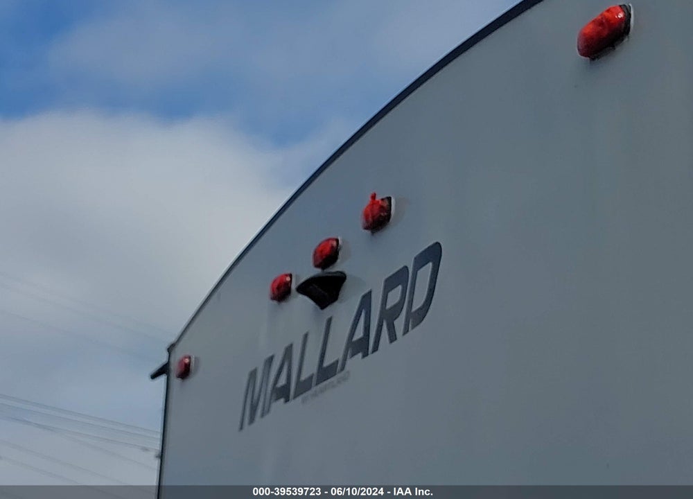 2018 HEARTLAND RV NORTH TRAIL M-26 MAL VIN: 5SFNB3224JN368845