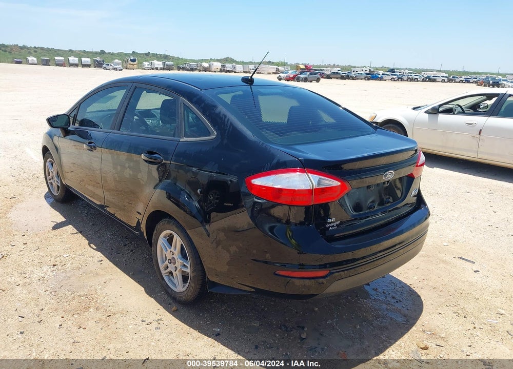 2018 FORD FIESTA SE VIN: 3FADP4BJ1JM117049