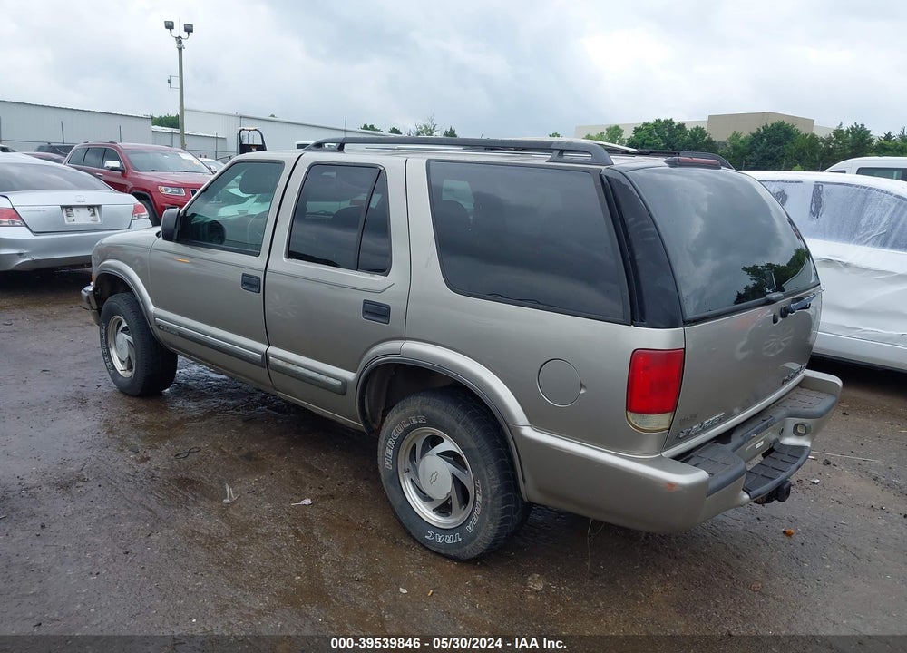 2001 CHEVROLET BLAZER LT VIN: 1GNDT13WX1K195164
