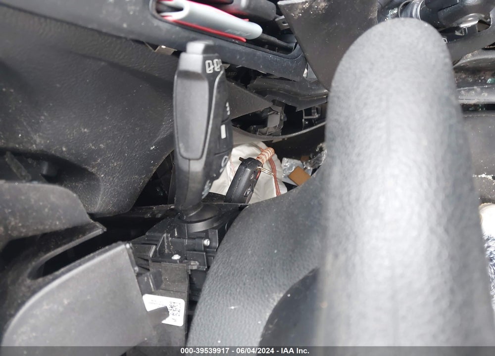 2018 FORD FOCUS SE VIN: 1FADP3K26JL234386