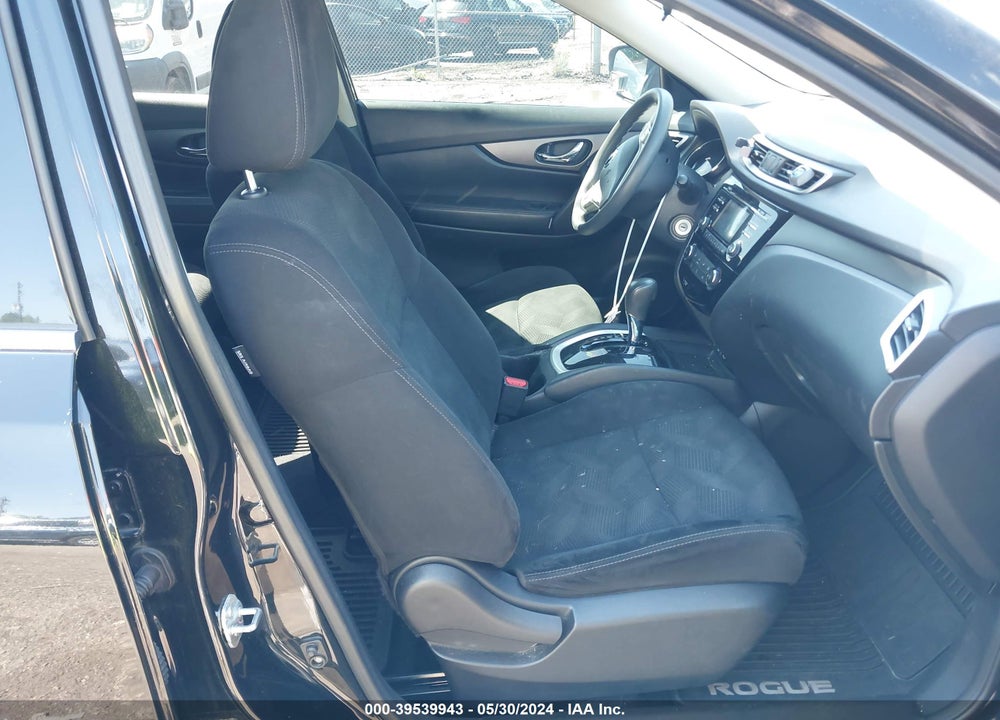 2014 NISSAN ROGUE S VIN: 5N1AT2MK5EC810082