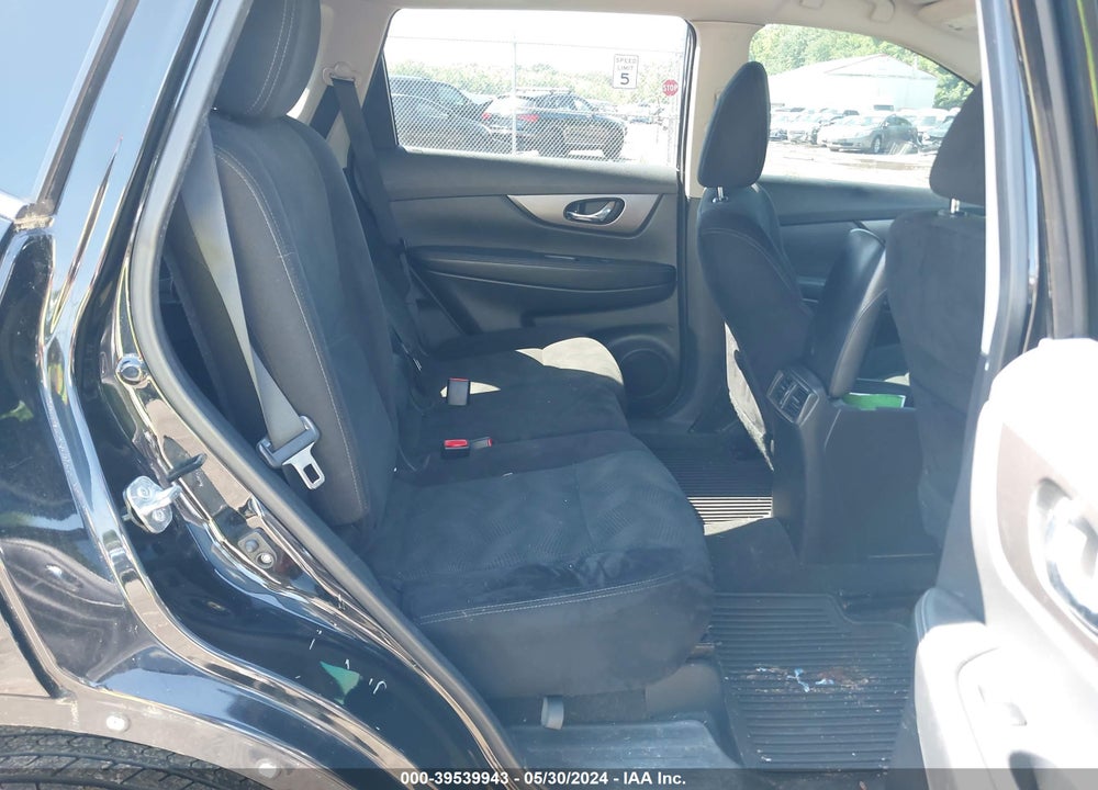 2014 NISSAN ROGUE S VIN: 5N1AT2MK5EC810082