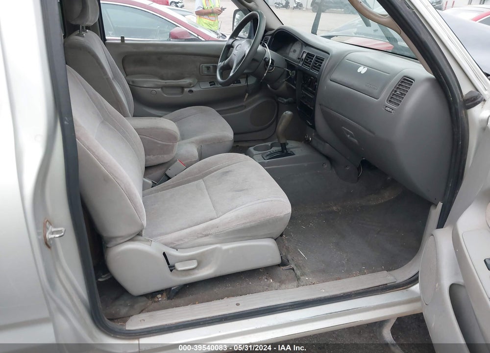 2002 TOYOTA TACOMA PRERUNNER V6 VIN: 5TESN92N72Z898655