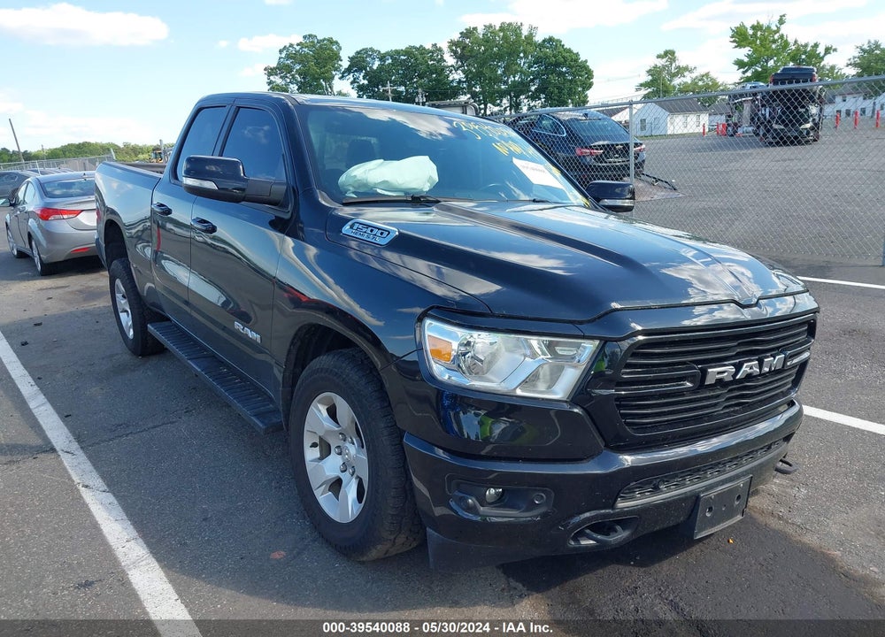 2021 RAM 1500 BIG HORN QUAD CAB 4X4 6'4 BOX VIN: 1C6SRFBT4MN796597