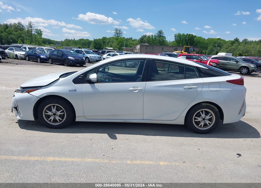 2021 TOYOTA PRIUS PRIME LE VIN: JTDKAMFP5M3186978