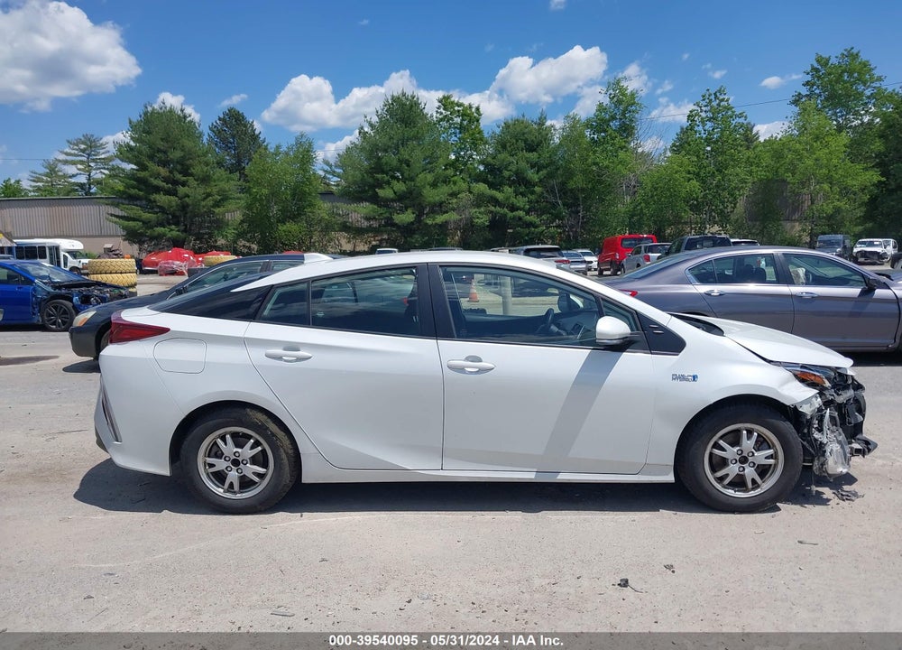 2021 TOYOTA PRIUS PRIME LE VIN: JTDKAMFP5M3186978