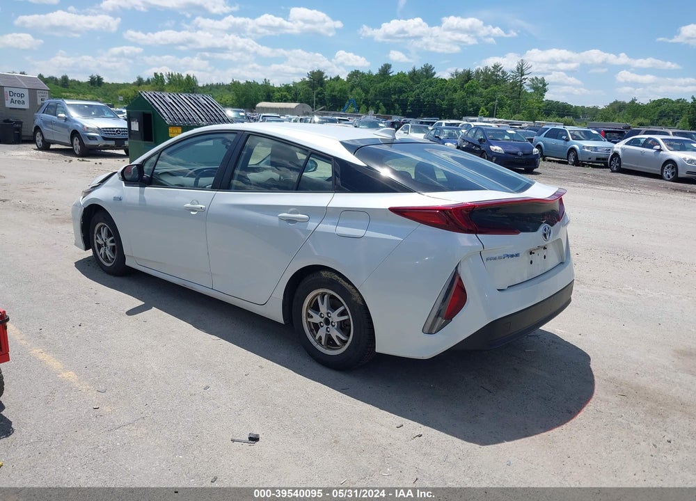 2021 TOYOTA PRIUS PRIME LE VIN: JTDKAMFP5M3186978