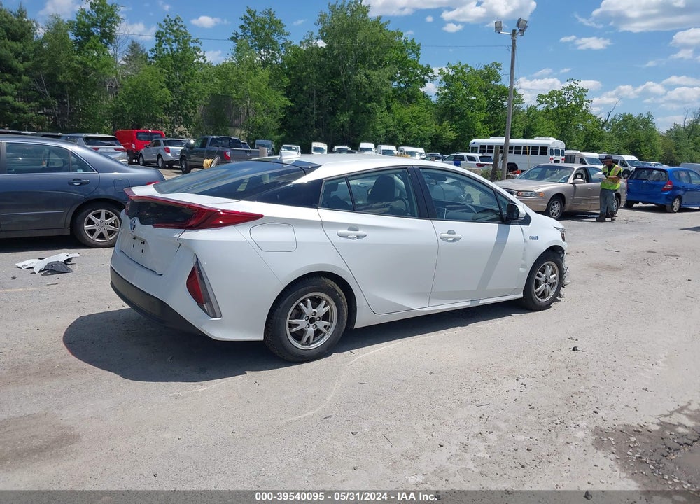 2021 TOYOTA PRIUS PRIME LE VIN: JTDKAMFP5M3186978