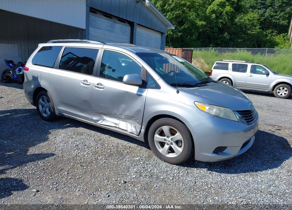 2011 TOYOTA SIENNA LE V6 VIN: 5TDKK3DC3BS079673