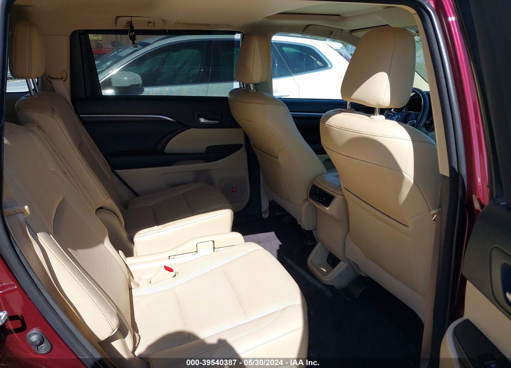 2015 TOYOTA HIGHLANDER VIN: 5TDDKRFH3FS184420