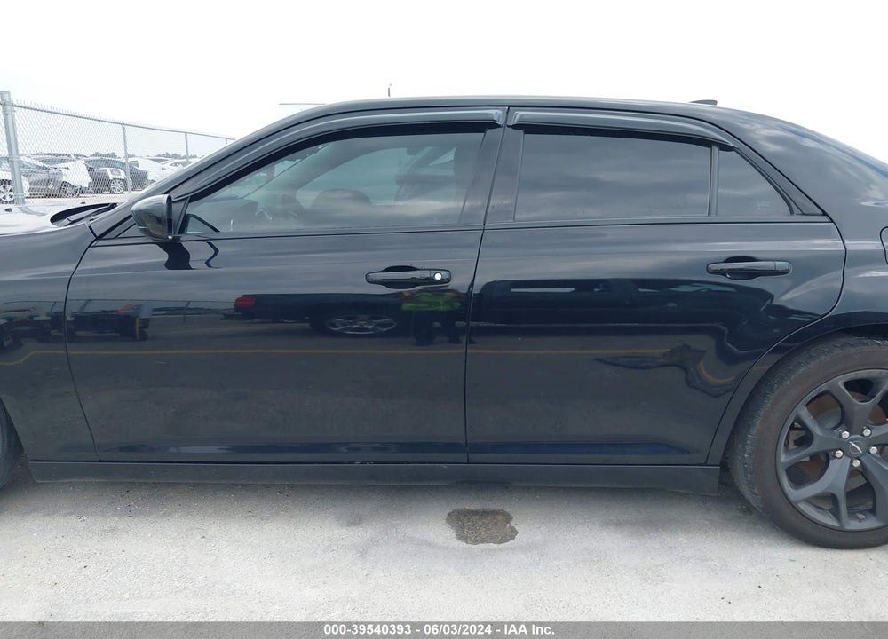 2022 CHRYSLER 300 TOURING VIN: 2C3CCAAG1NH199069