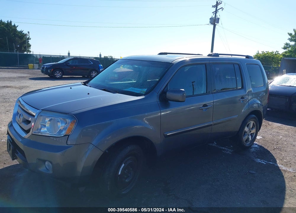 2011 HONDA PILOT EX-L VIN: 5FNYF3H52BB054715