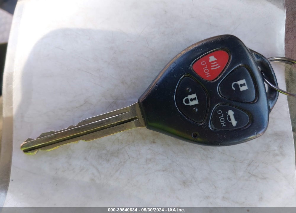 2007 TOYOTA CAMRY LE VIN: 4T1BE46KX7U555370