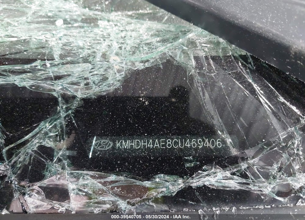 2012 HYUNDAI ELANTRA LIMITED (ULSAN PLANT) VIN: KMHDH4AE8CU469406