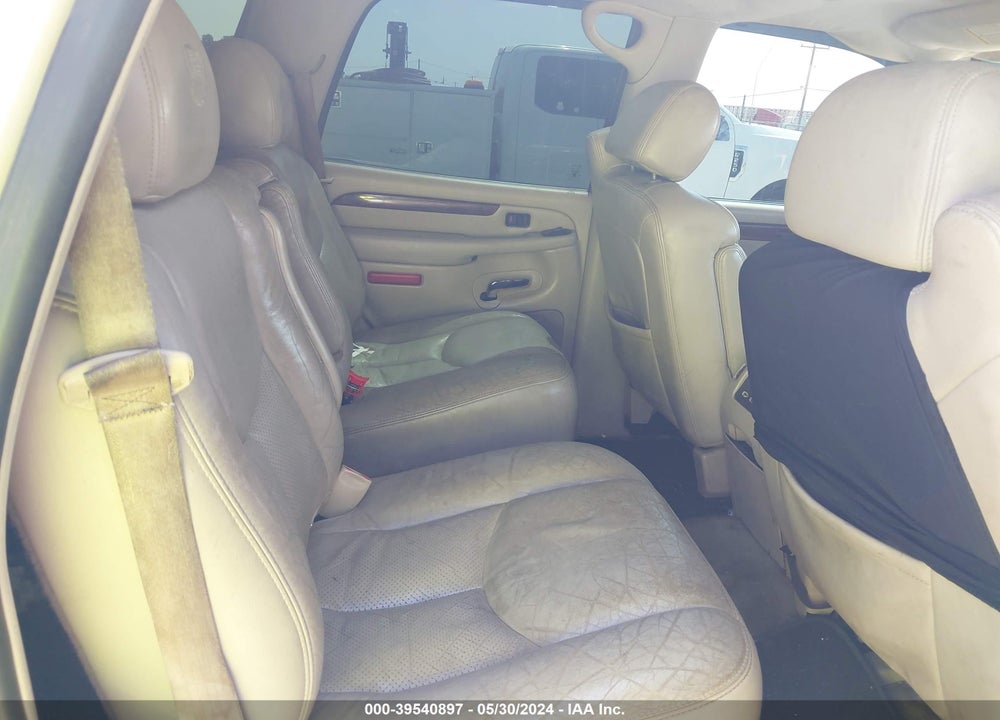 2005 CADILLAC ESCALADE STANDARD VIN: 1GYEC63T55R133078
