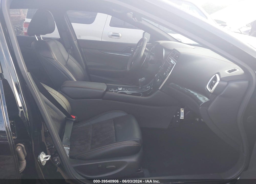 2023 NISSAN MAXIMA VIN: 1N4AA6EV4PC504669