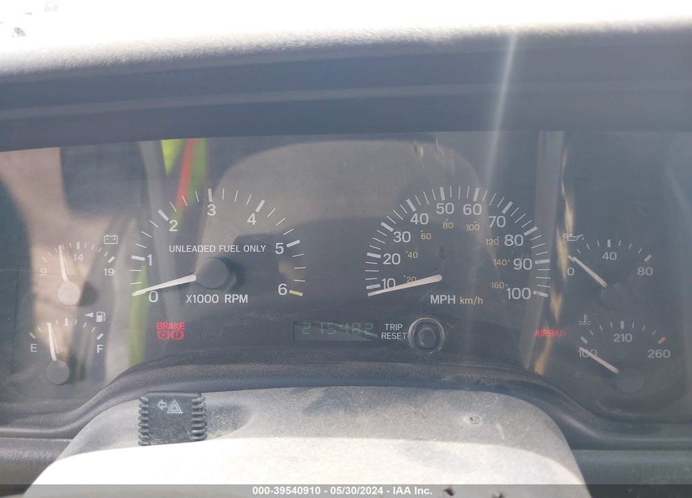 1998 JEEP CHEROKEE CLASSIC/SPORT VIN: 1J4FJ68SXWL262125