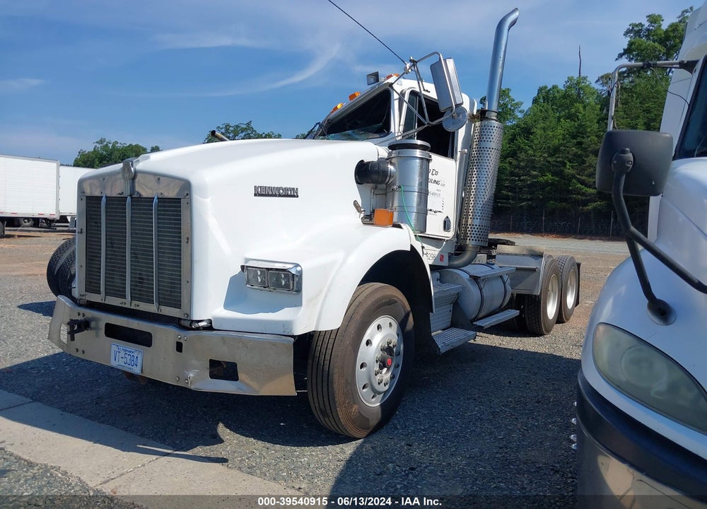 1995 KENWORTH T800 T800 VIN: 2XKDDB9XXSM643581