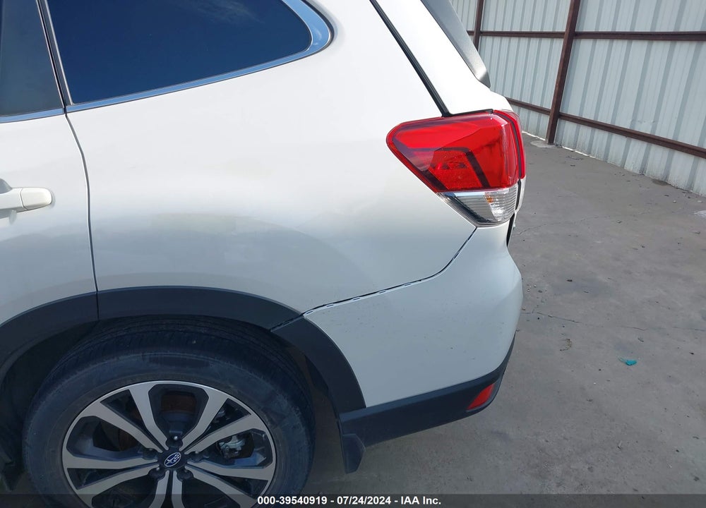 2021 SUBARU FORESTER LIMITED VIN: JF2SKAUC9MH497989