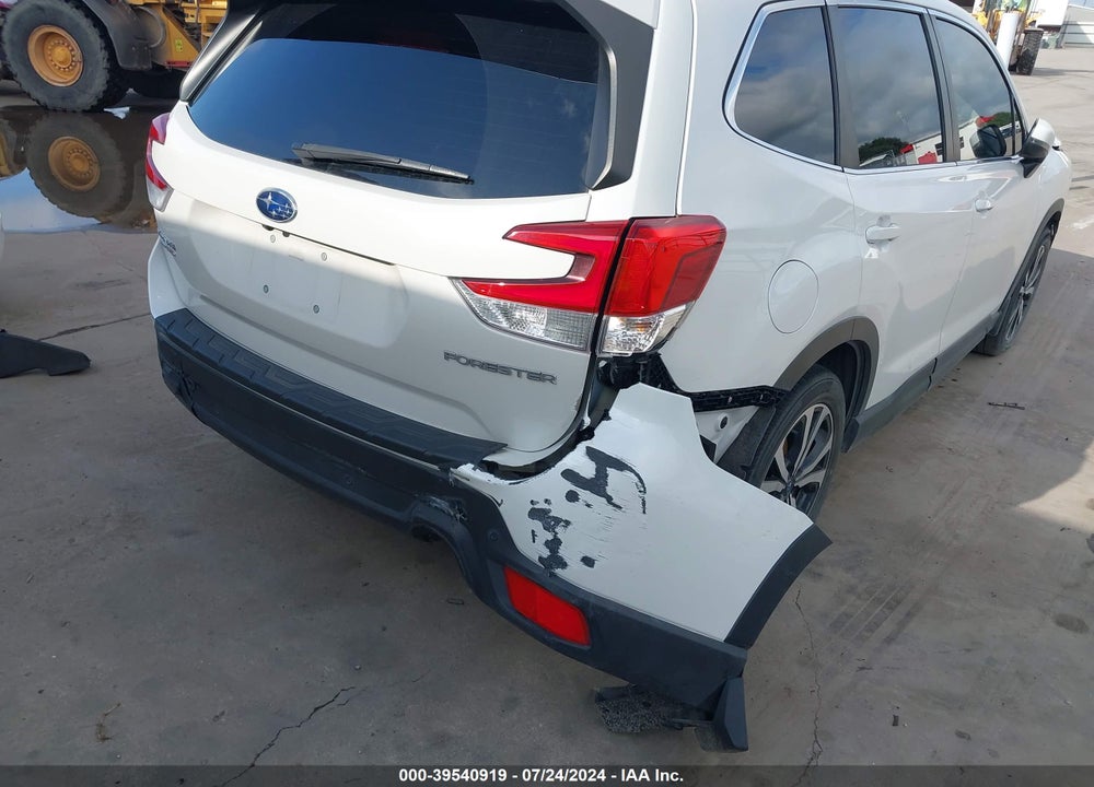 2021 SUBARU FORESTER LIMITED VIN: JF2SKAUC9MH497989