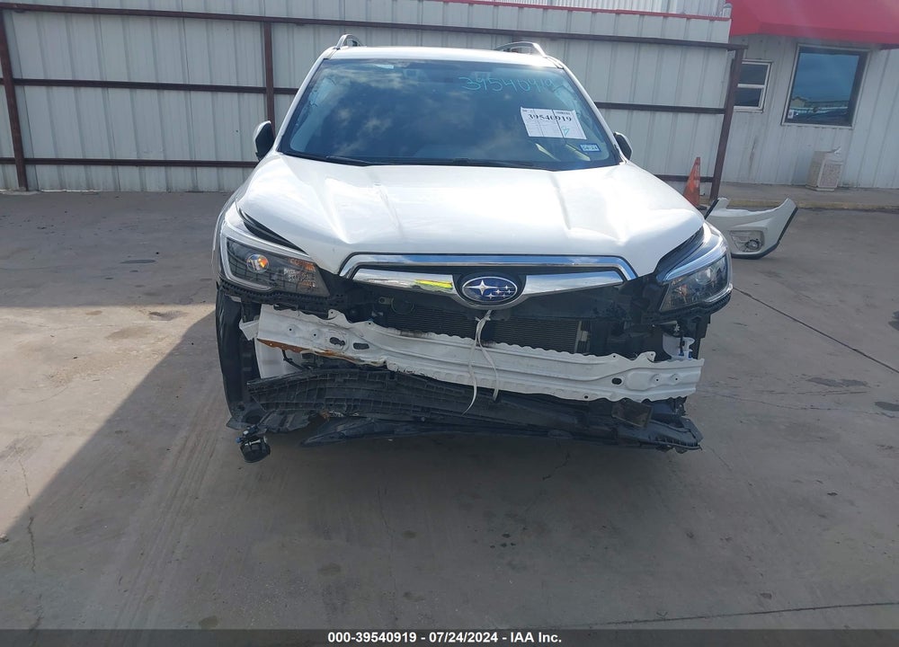 2021 SUBARU FORESTER LIMITED VIN: JF2SKAUC9MH497989