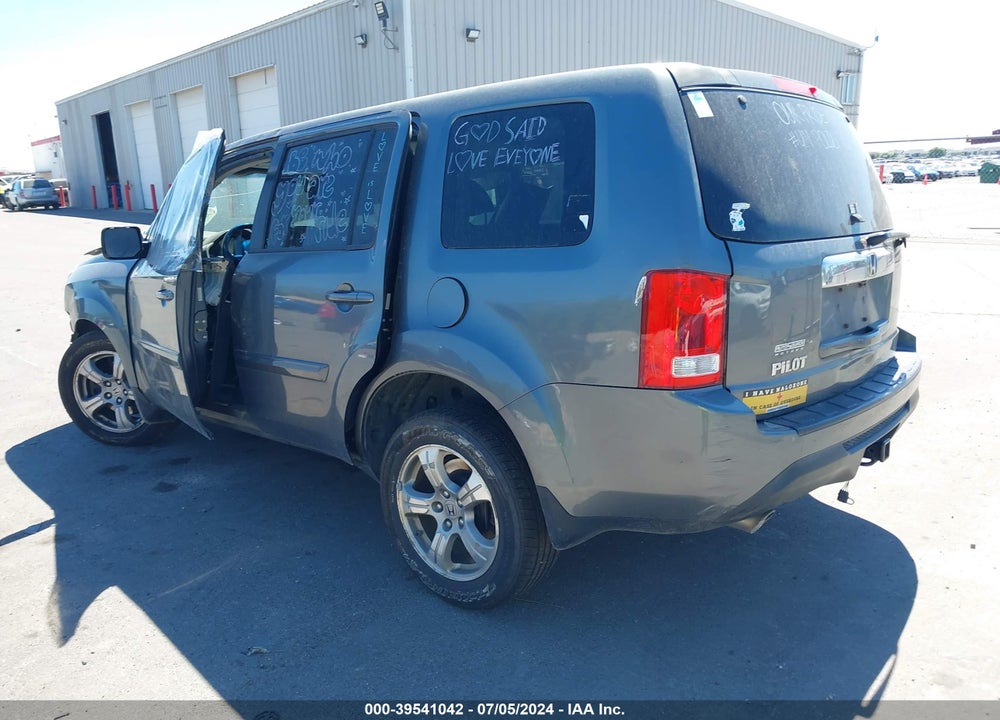 2012 HONDA PILOT EX-L VIN: 5FNYF3H55CB020527