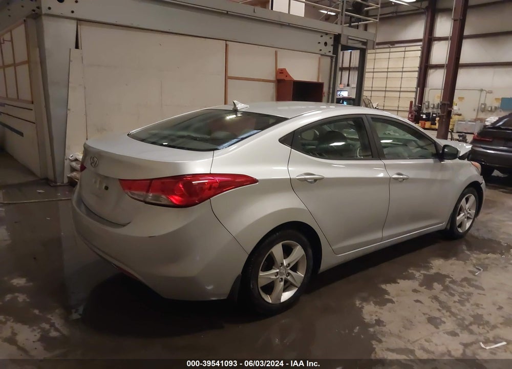 2013 HYUNDAI ELANTRA GLS VIN: 5NPDH4AE5DH160508