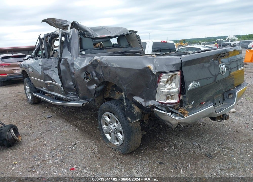 2016 RAM 2500 BIG HORN VIN: 3C6UR5ML1GG125787