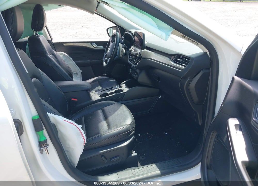 2021 FORD ESCAPE TITANIUM VIN: 1FMCU9J93MUA75059
