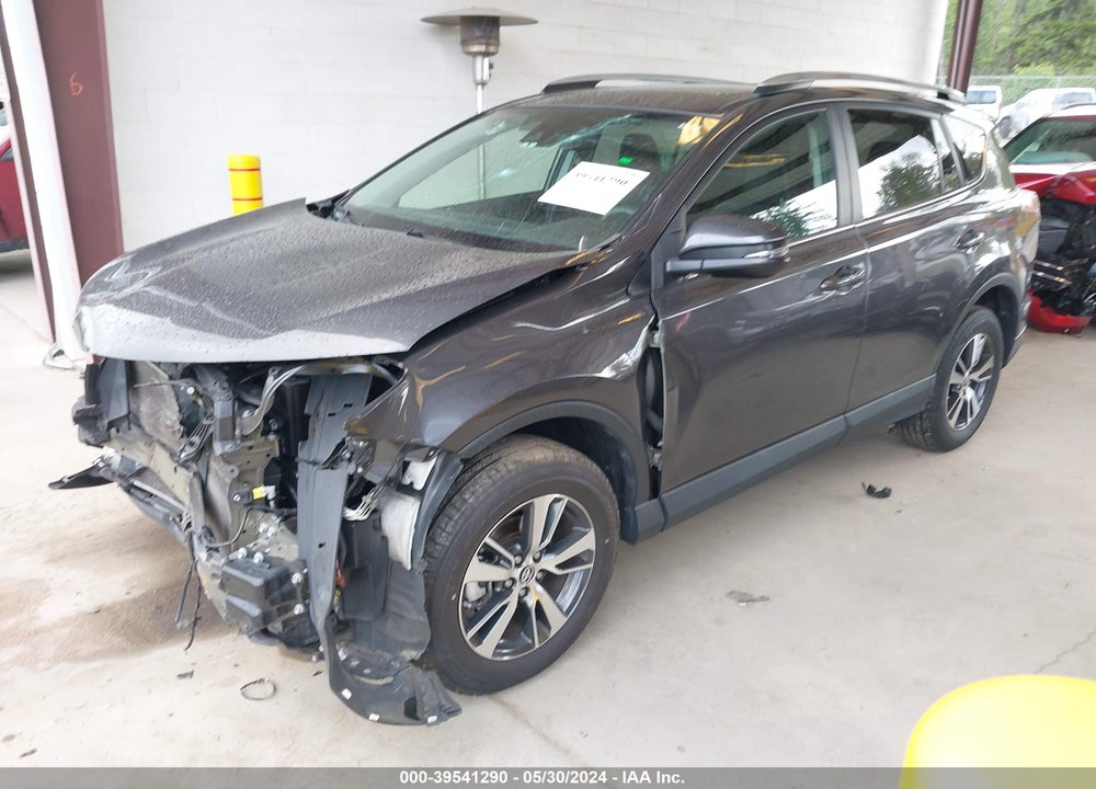2017 TOYOTA RAV4 XLE VIN: 2T3RFREV3HW660510