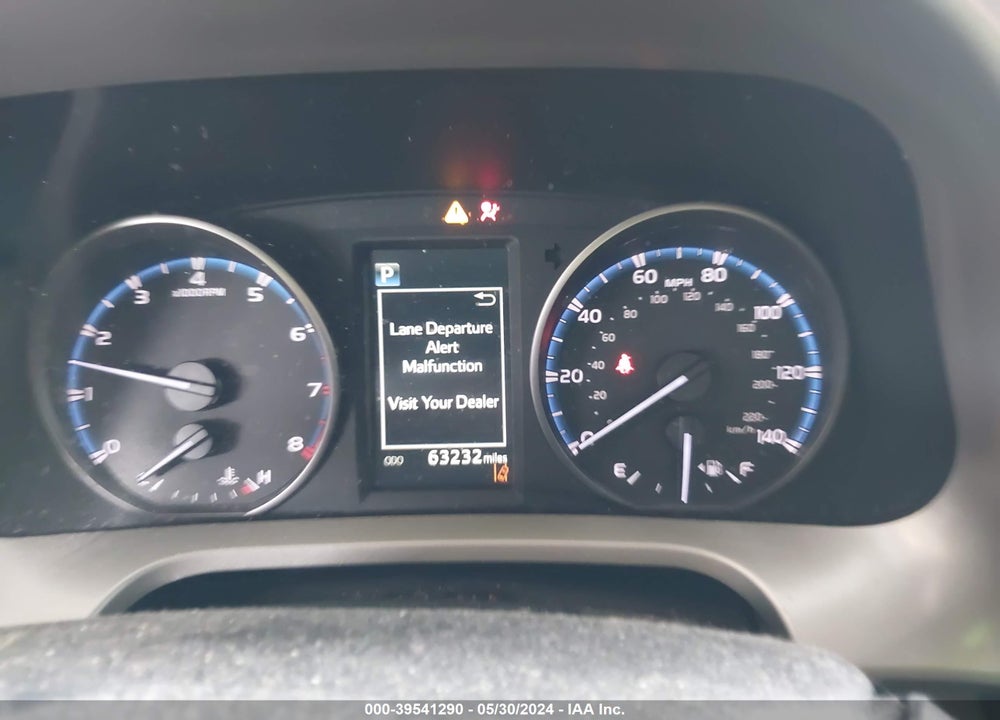 2017 TOYOTA RAV4 XLE VIN: 2T3RFREV3HW660510