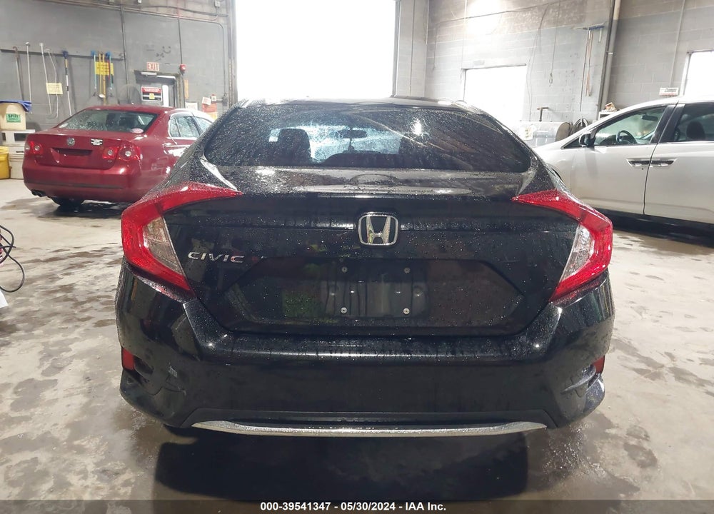 2019 HONDA CIVIC LX VIN: 2HGFC2F67KH580176