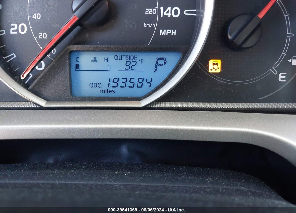 2015 TOYOTA RAV4 XLE VIN: 2T3WFREV4FW169508