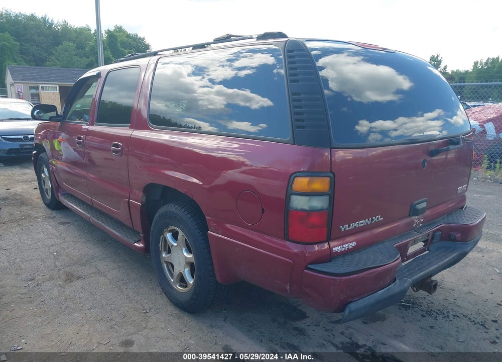 2004 GMC YUKON XL 1500 DENALI VIN: 1GKFK66U34J162470