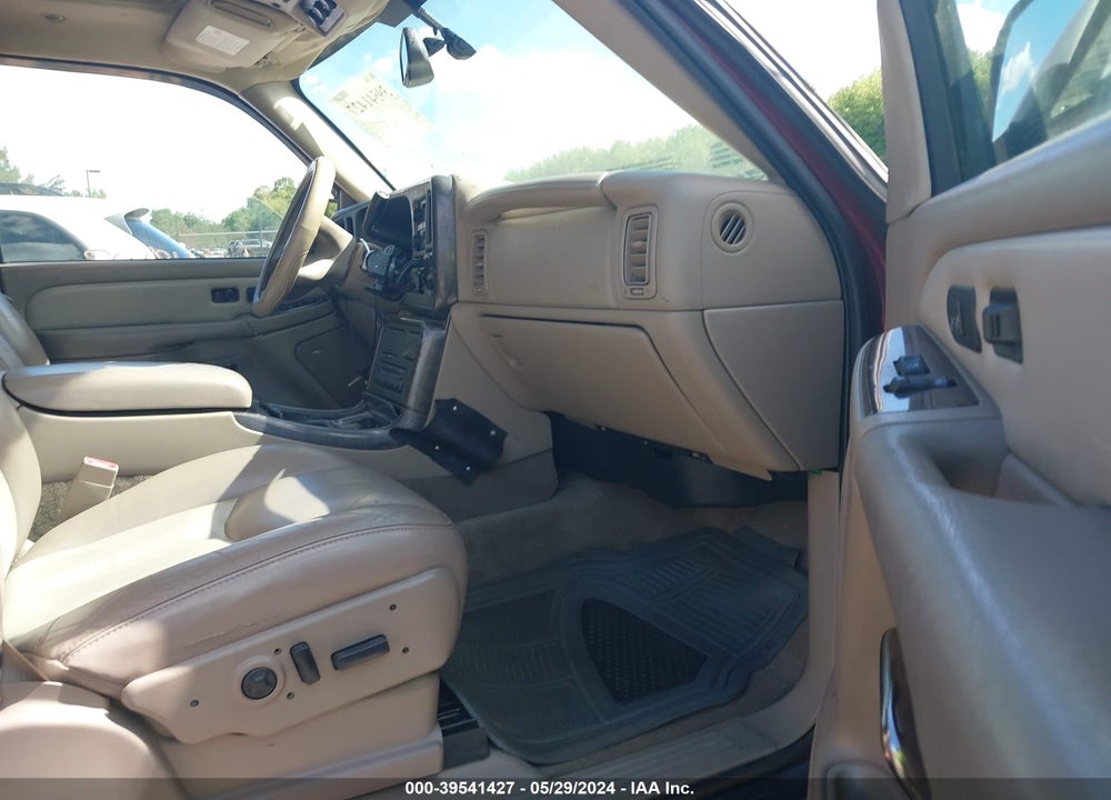 2004 GMC YUKON XL 1500 DENALI VIN: 1GKFK66U34J162470