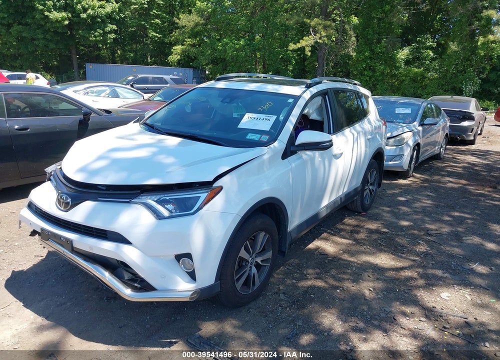 2018 TOYOTA RAV4 XLE VIN: JTMRFREV8JJ723878