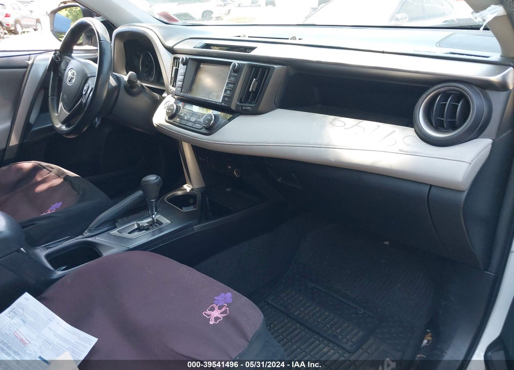 2018 TOYOTA RAV4 XLE VIN: JTMRFREV8JJ723878