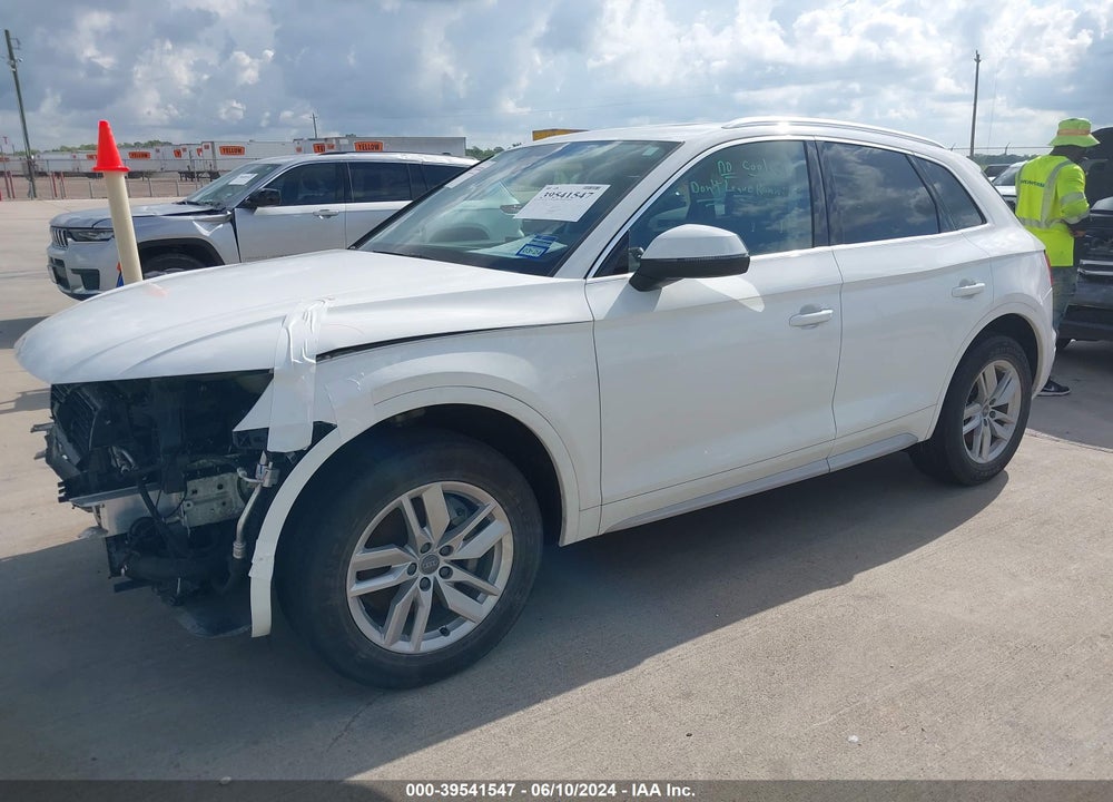 2020 AUDI Q5 PREMIUM 45 TFSI QUATTRO S TRONIC/TITANIUM PREMIUM 45 TFSI QUATTRO S TRONIC VIN: WA1ANAFY7L2020726
