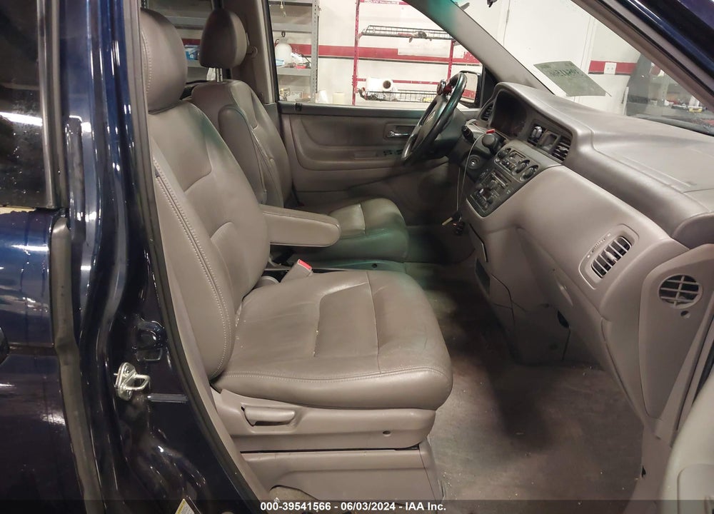 2004 HONDA ODYSSEY EX-L VIN: 5FNRL18084B054324
