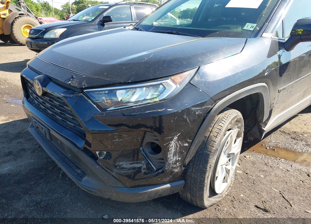 2019 TOYOTA RAV4 XLE VIN: JTMP1RFV6KJ006658