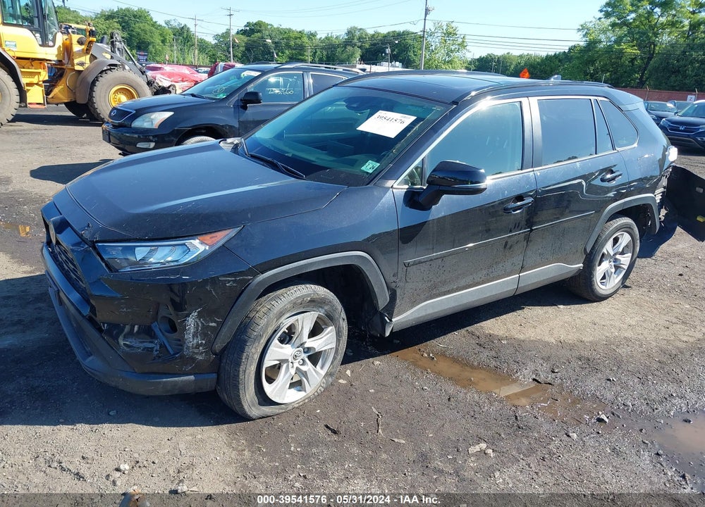 2019 TOYOTA RAV4 XLE VIN: JTMP1RFV6KJ006658