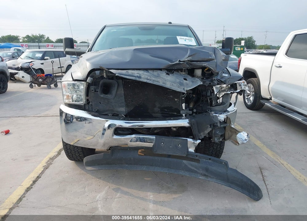 2018 RAM 2500 TRADESMAN 4X4 6'4 BOX VIN: 3C6UR5CL0JG359203