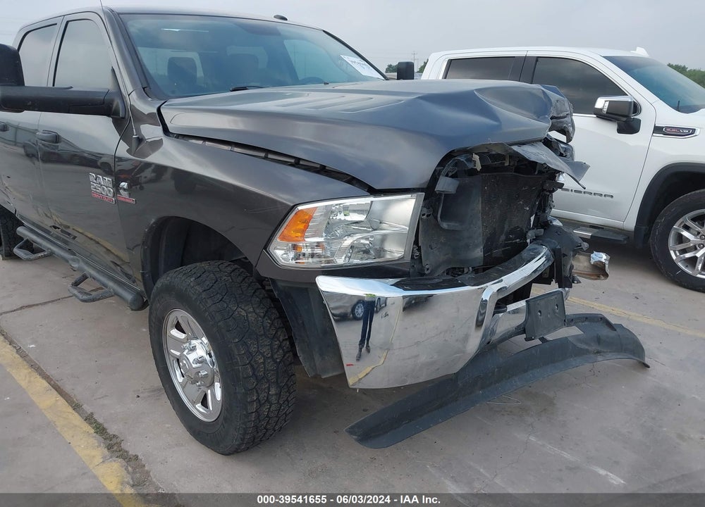 2018 RAM 2500 TRADESMAN 4X4 6'4 BOX VIN: 3C6UR5CL0JG359203