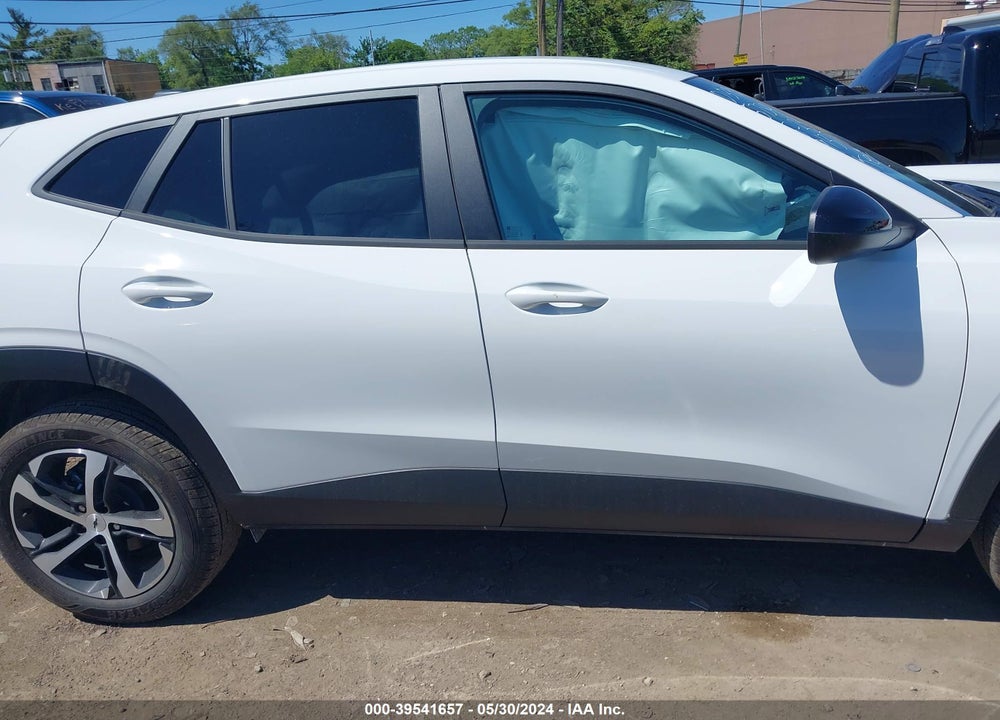 2024 CHEVROLET TRAX FWD 1RS VIN: KL77LGE27RC179137