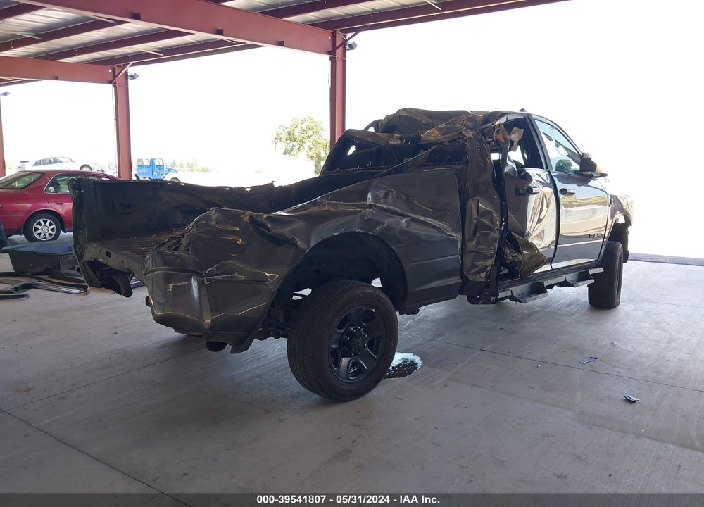 2020 RAM 2500 BIG HORN 4X4 6'4 BOX VIN: 3C6UR5DL5LG205863