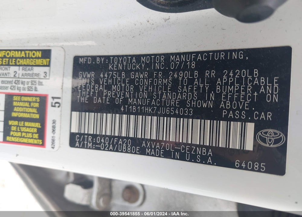 2018 TOYOTA CAMRY LE VIN: 4T1B11HK7JU654033