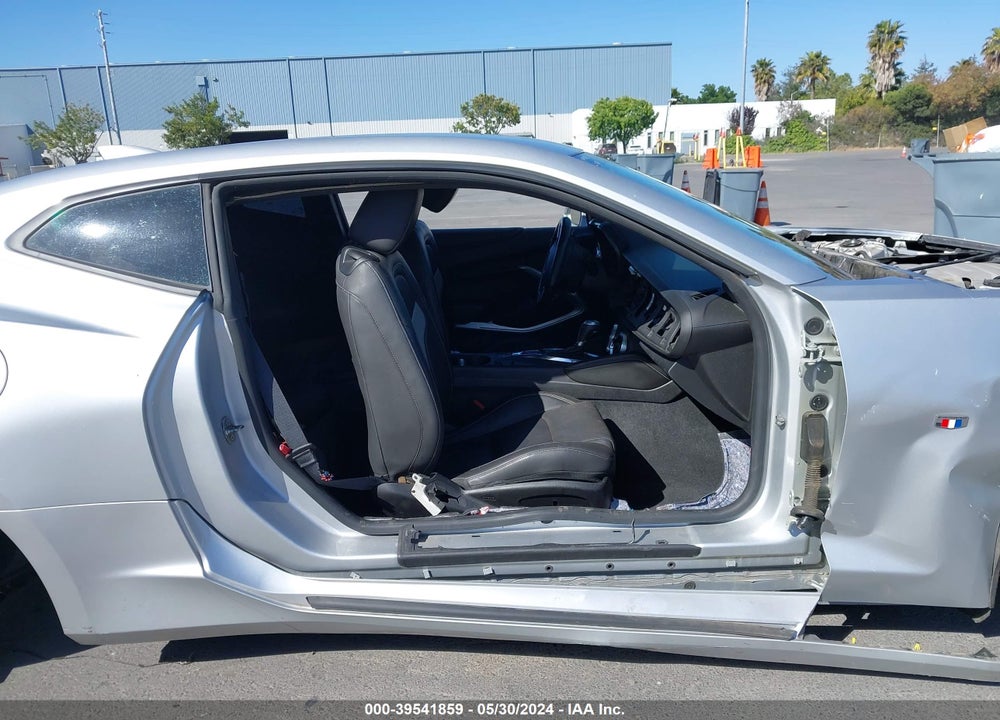 2018 CHEVROLET CAMARO 2SS VIN: 1G1FH1R7XJ0147641