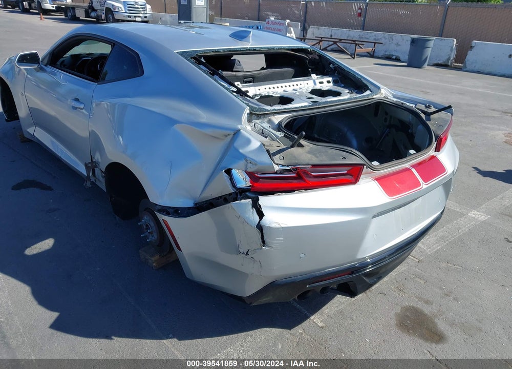 2018 CHEVROLET CAMARO 2SS VIN: 1G1FH1R7XJ0147641