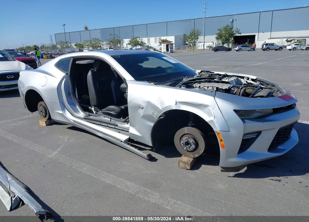 2018 CHEVROLET CAMARO 2SS VIN: 1G1FH1R7XJ0147641